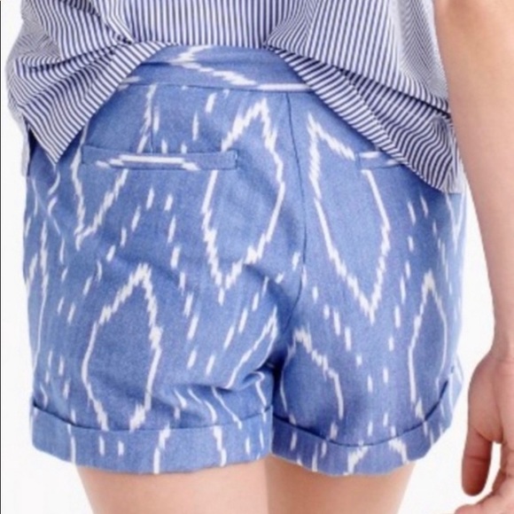 J Crew shorts blue and white Ikat pattern size 4 - Picture 6 of 7